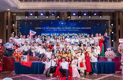 hop-mat-tan-nien-vinadragon-2026-khai-xuan-–-vung-vang-vi-the